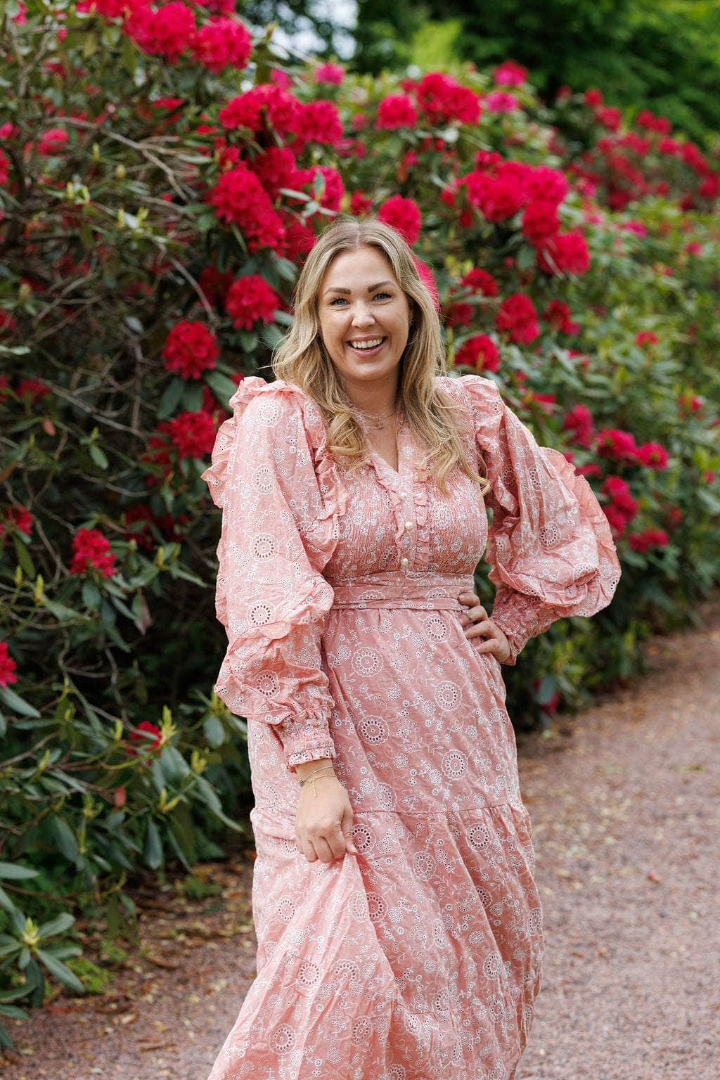By Lien Kjole Riviera Maxi Kjole - Withered Rose