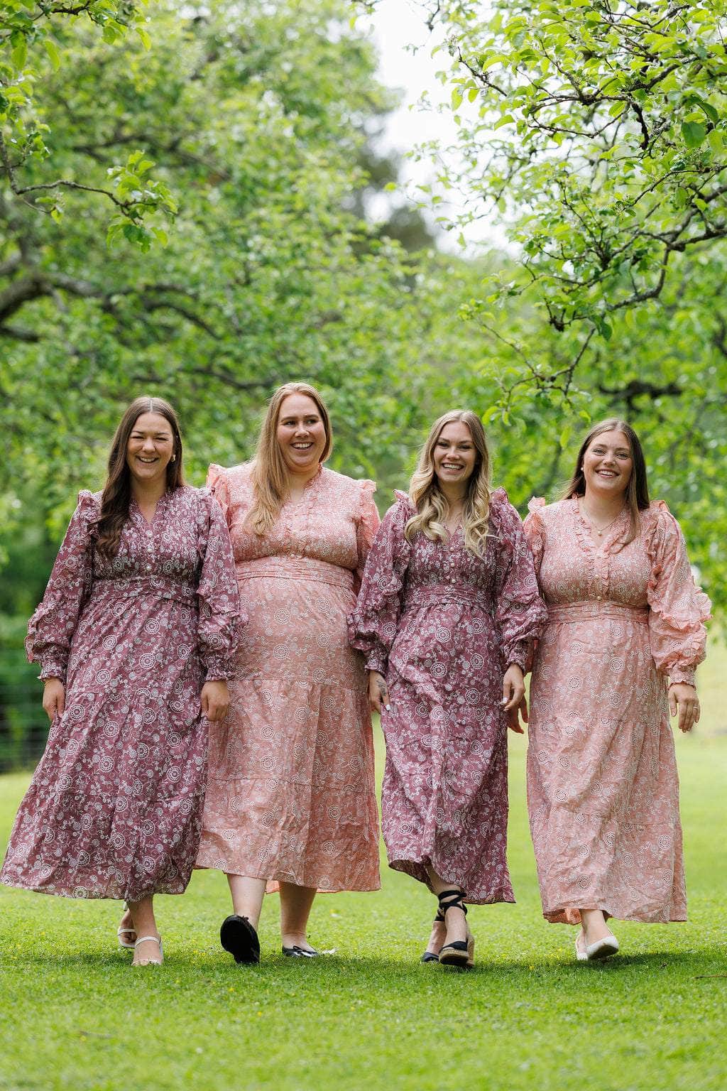 By Lien Kjole Riviera Maxi Kjole - Withered Rose