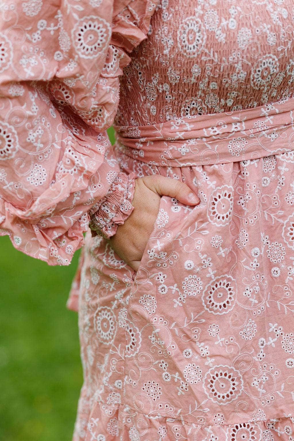 By Lien Kjole Riviera Maxi Kjole - Withered Rose