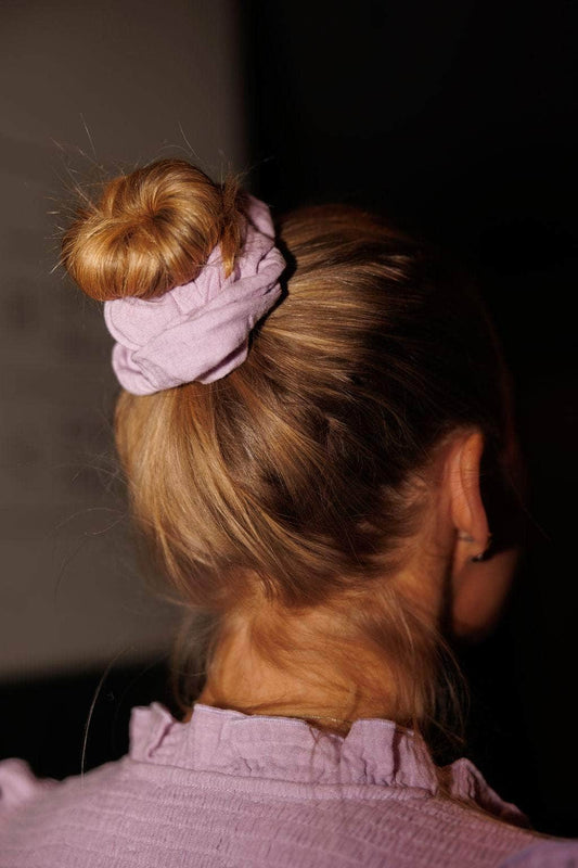 By Lien OZ Musselin Scrunchie - 2pk - Orchid Bloom/Rose Wine