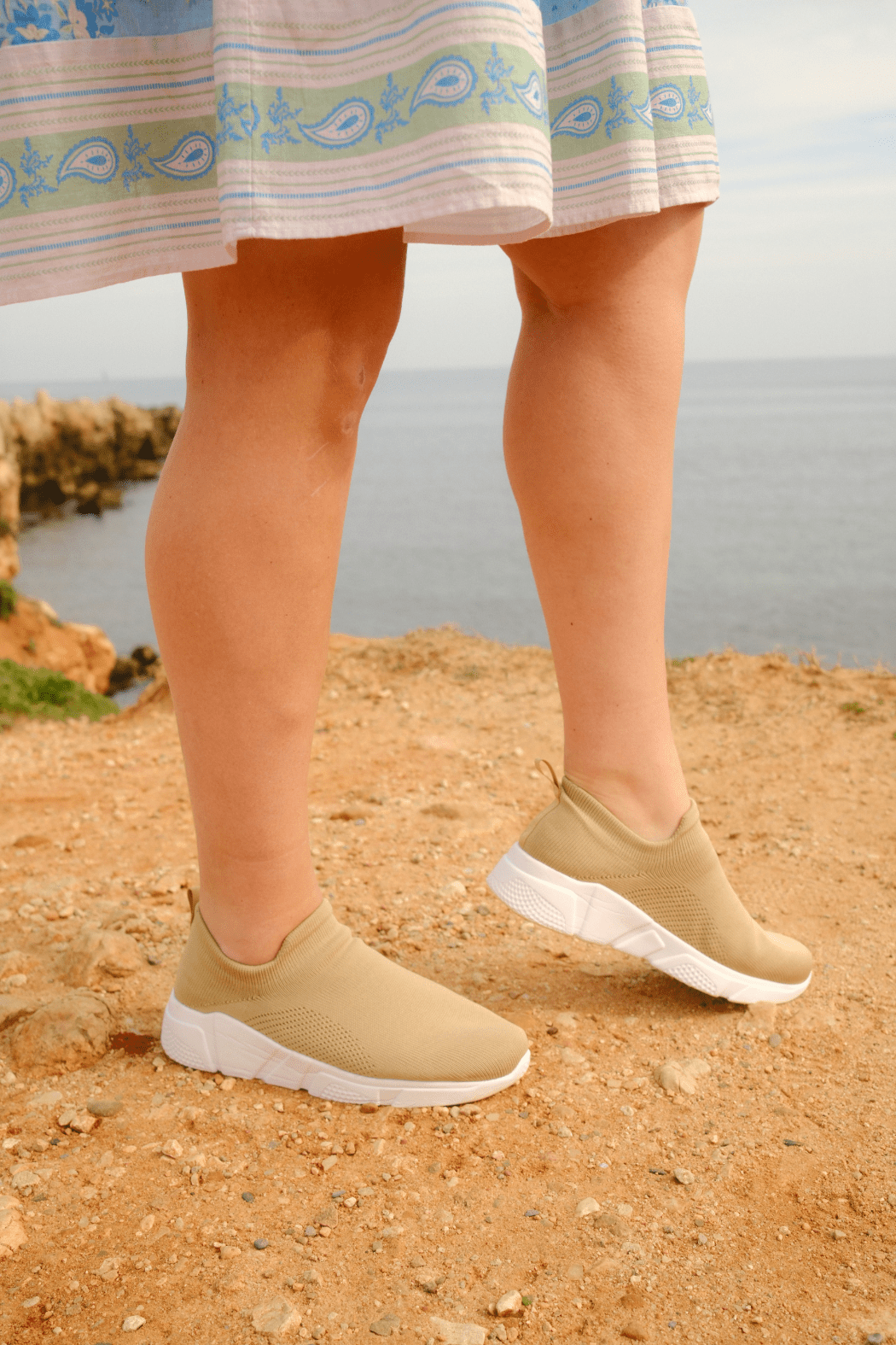 By Lien Release Sneakers - Nomad