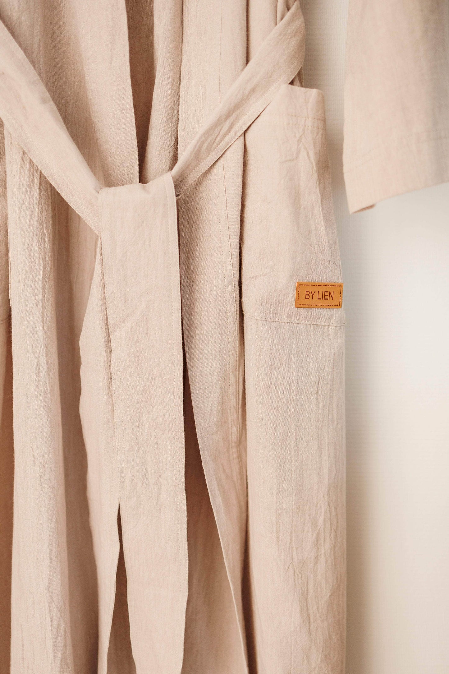 ByLien-Shop Delicate Morgenkåpe - Simply Taupe