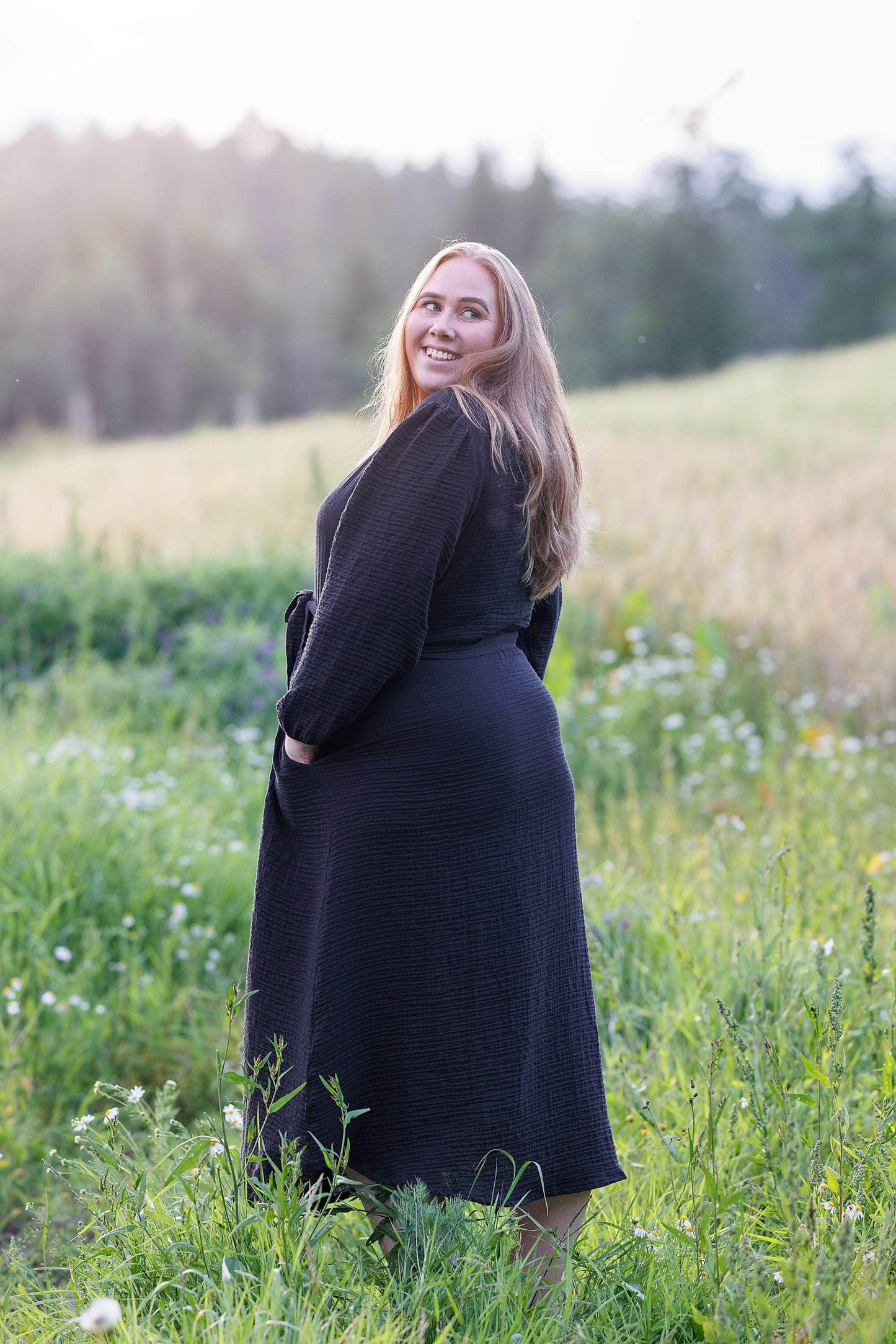 ByLien-Shop Meditate Musselin Skjortekjole - Black Onyx
