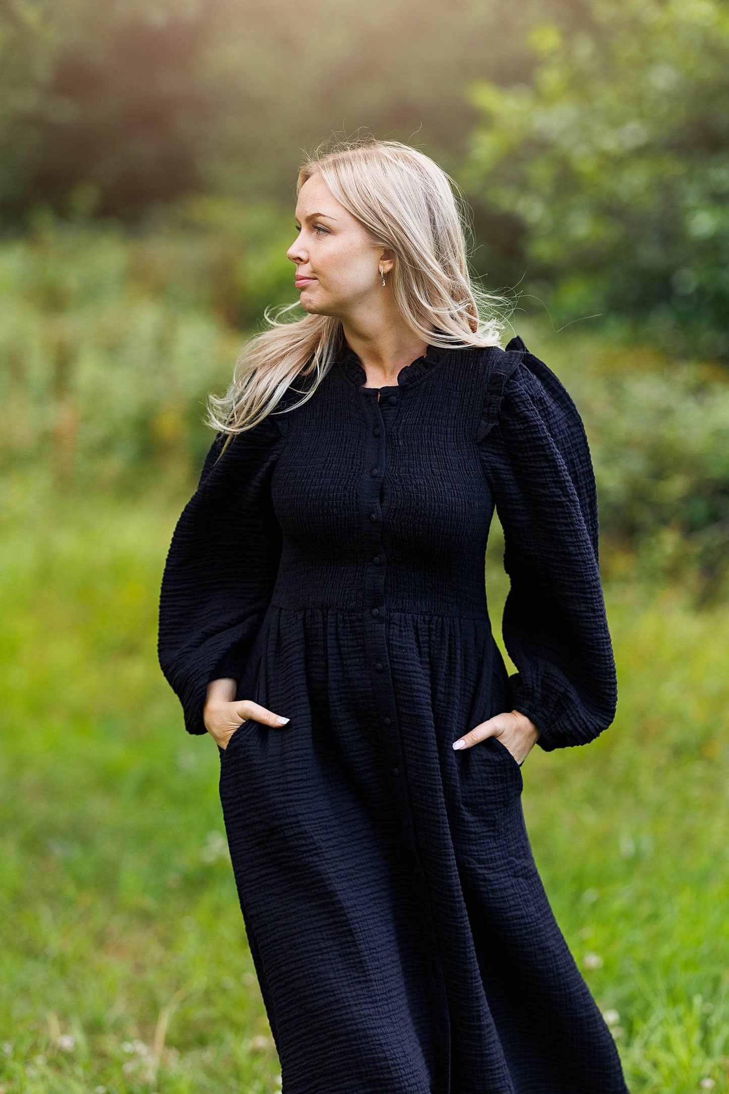 ByLien-Shop Meditate Musselin Smock Kjole - Black Onyx