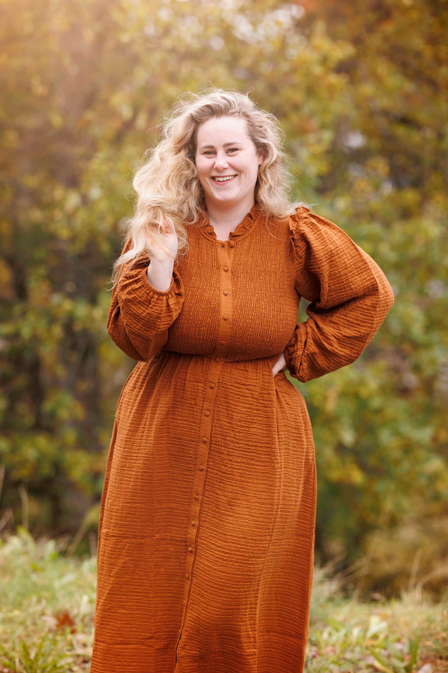 ByLien-Shop Meditate Musselin Smock Kjole - Caramel Cafe