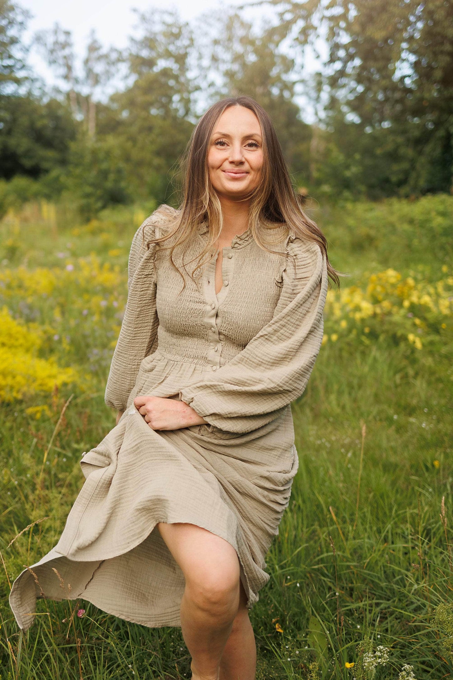 ByLien-Shop Meditate Musselin Smock Kjole - Simply Taupe
