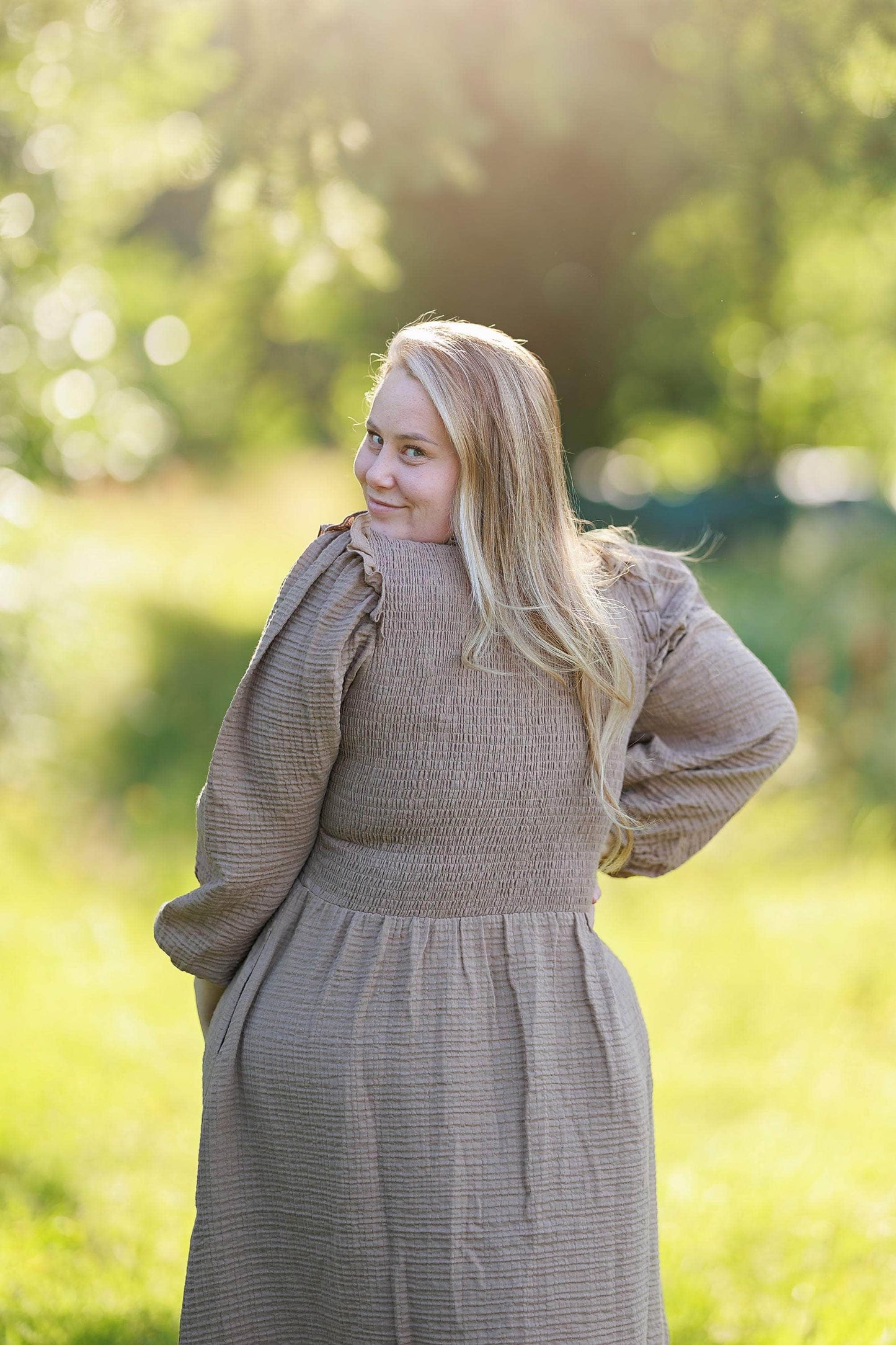 ByLien-Shop Meditate Musselin Smock Kjole - Simply Taupe