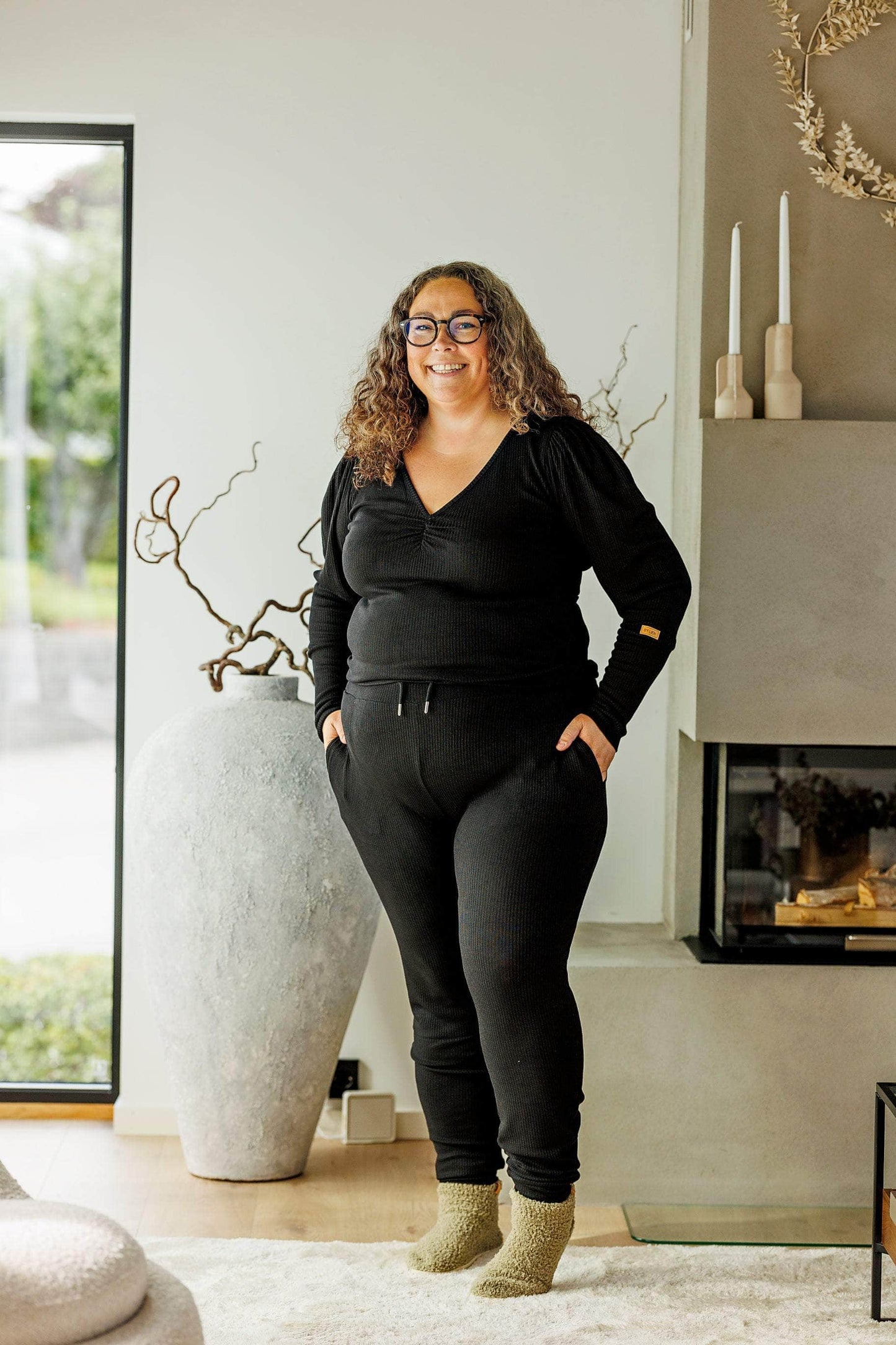 ByLien-Shop Peaceful Loungewear Genser - Black Onyx