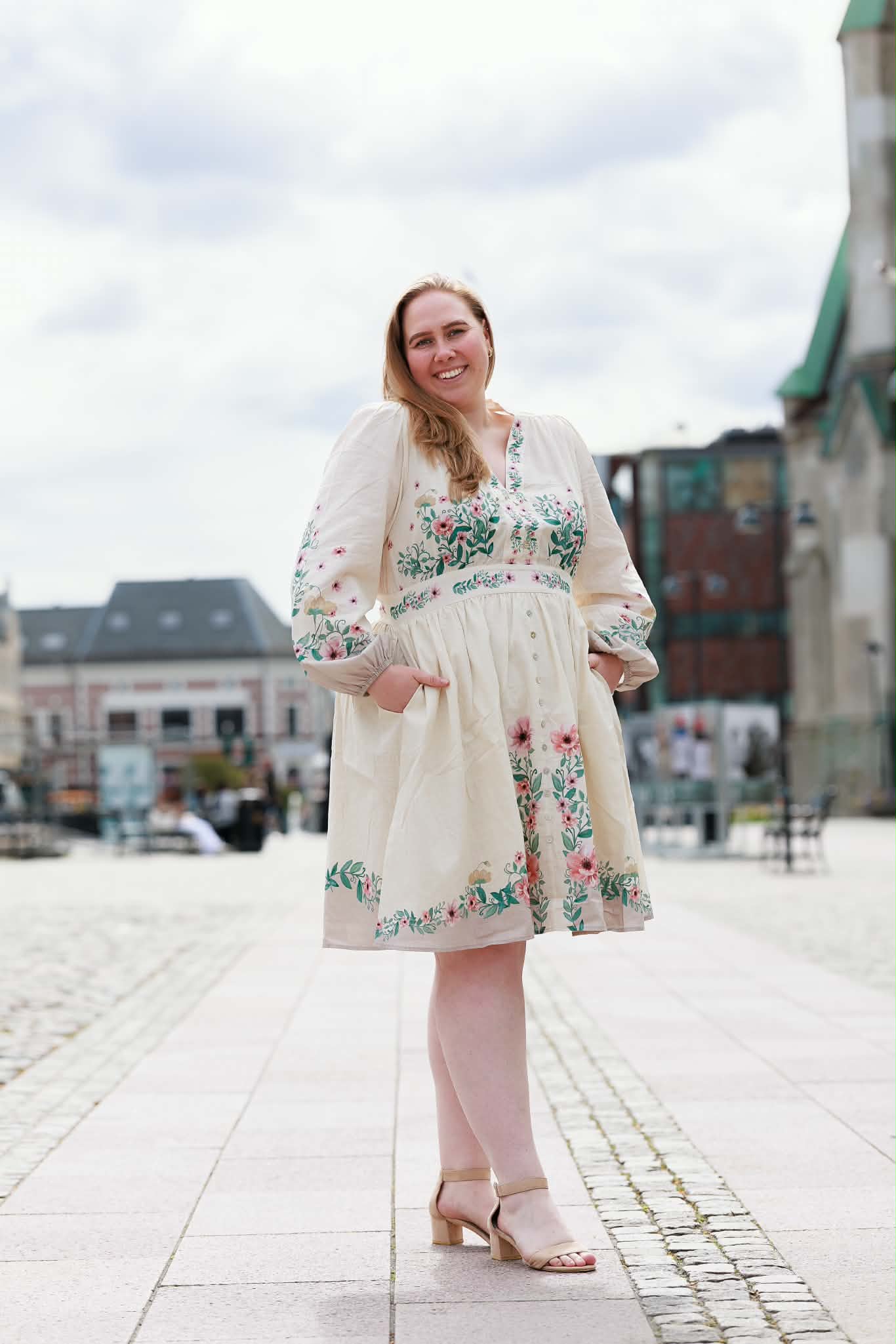 By Lien Bloom Dress - Beige