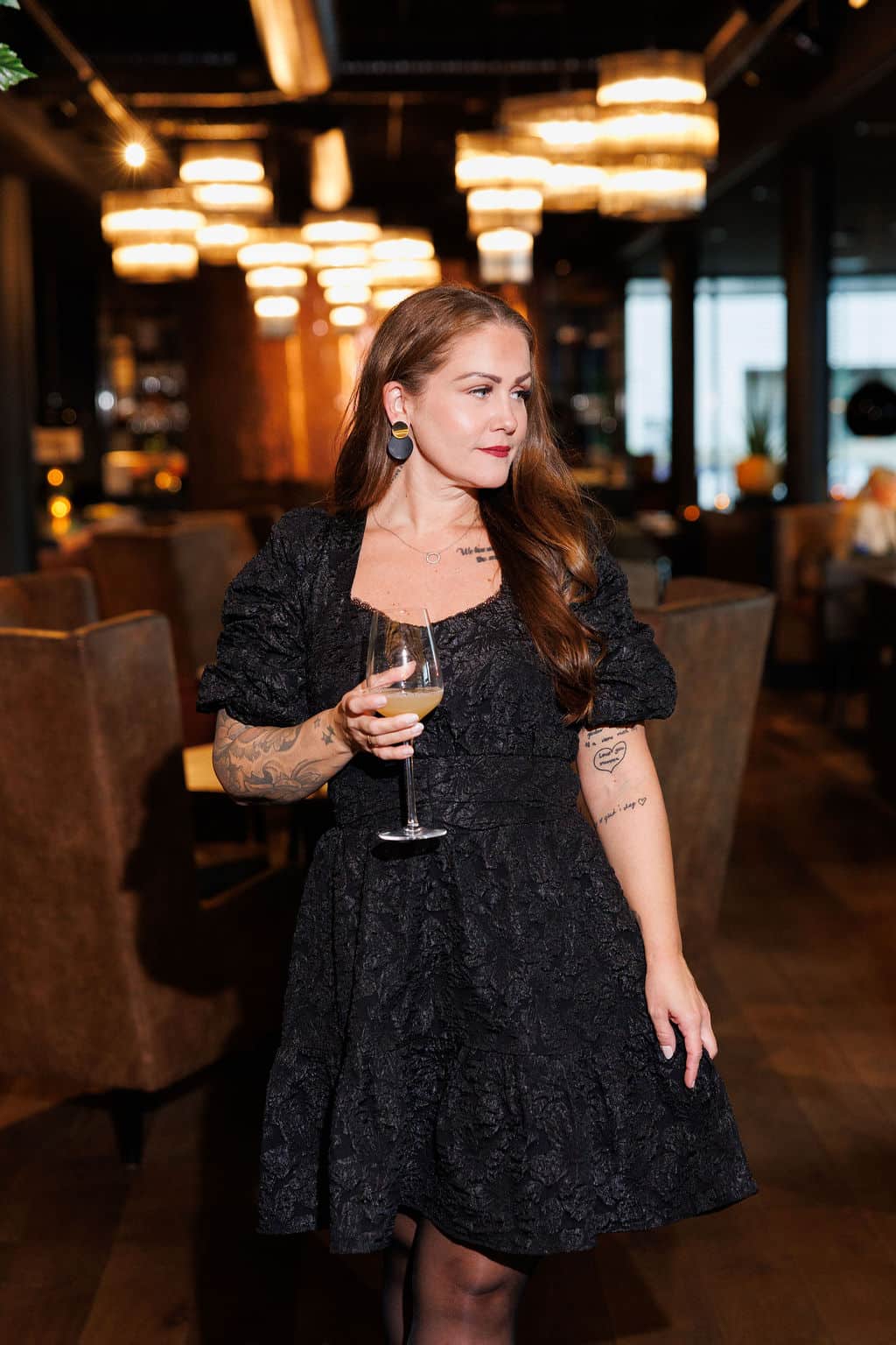 By Lien Celebrate Bow Kjole - Sort