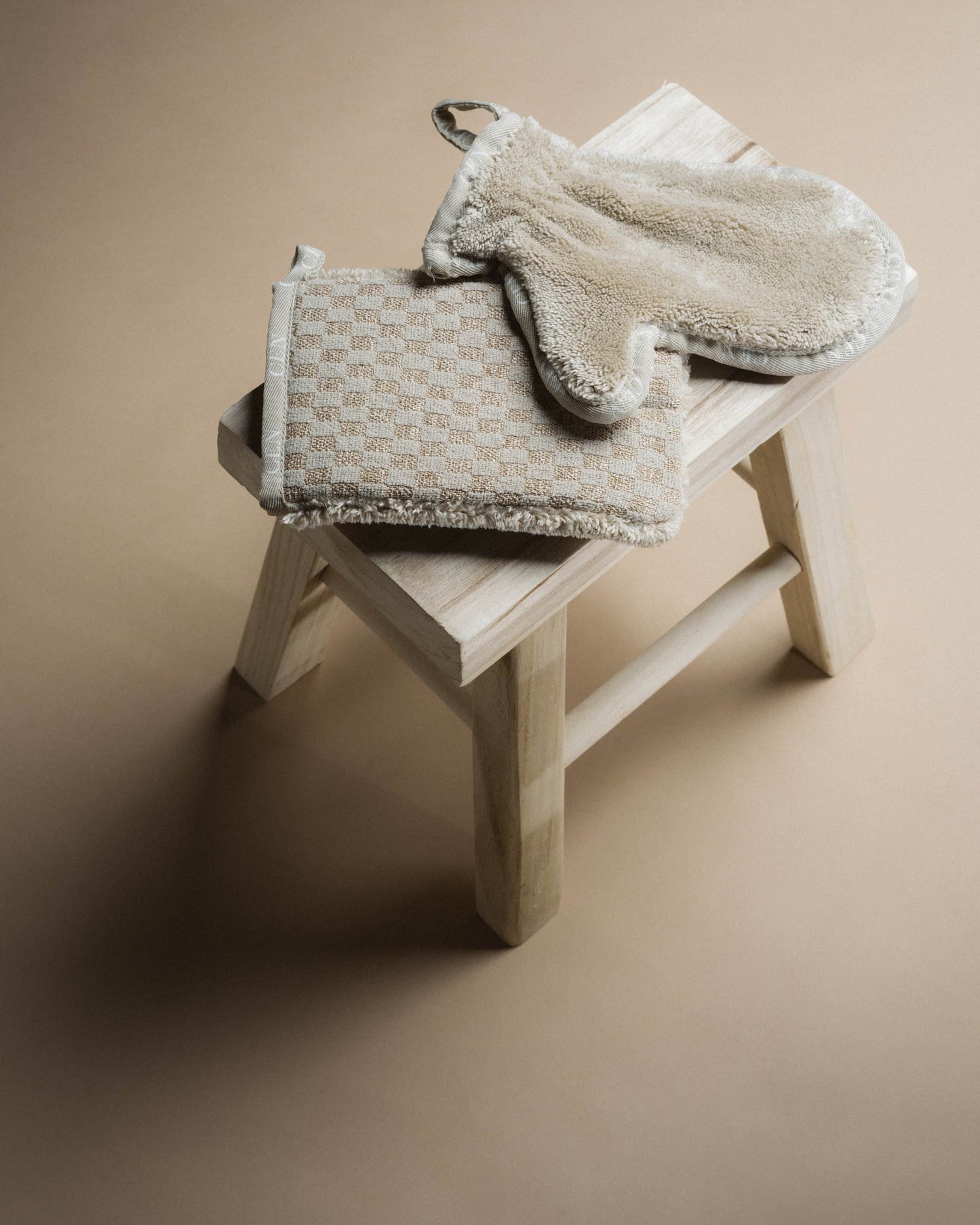 By Lien CEN Støvhanske + Baderomshanske (Spar 369,-)