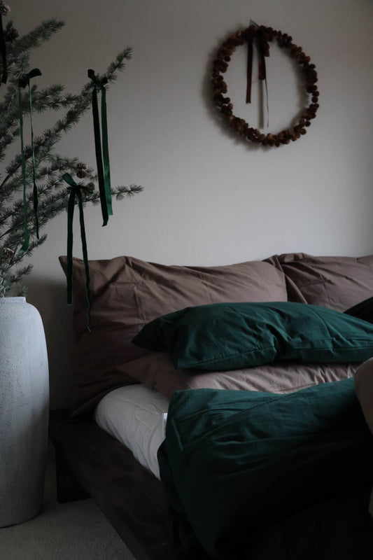 By Lien Delicate Sengetøy 140x200 - Walnut