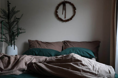 By Lien Delicate Sengetøy 140x200 - Walnut