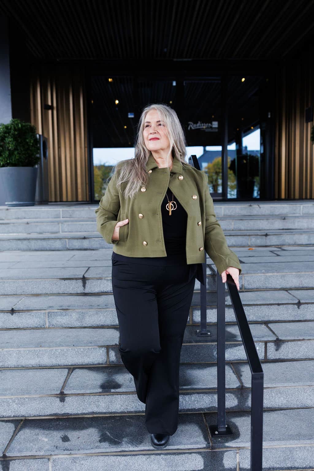 By Lien Middelton jakke - Olive Night