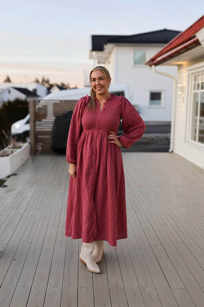 By Lien Musselin Smock kjole - Rose Wine