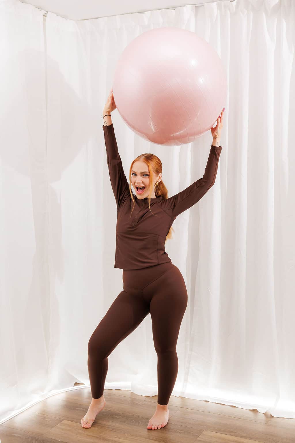 By Lien Namaste Yogaball – Rosa (75 cm)